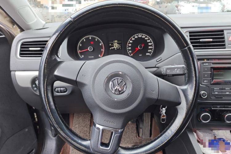 Used Volkswagen Sagitar 2014 1.6L Manual Comfort Model