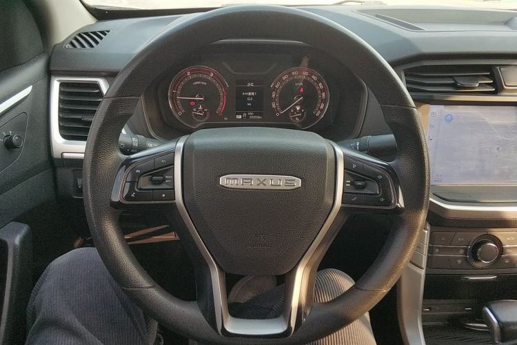 Used SAIC MAXUS T70 2021 2.0T Diesel Automatic 4x4 Elite Version with Long Bed and High Ground Clearance
