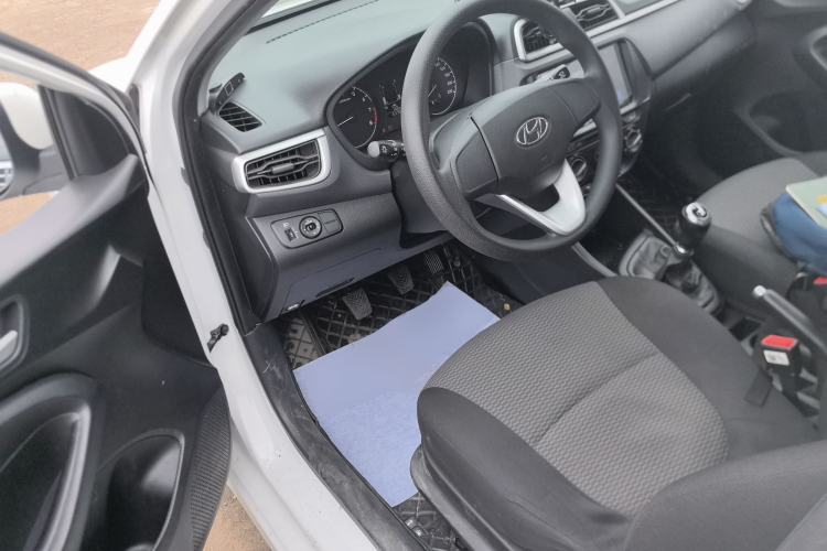 Used Hyundai Verna (older generation) 2017 1.4L Manual Huancai Edition China V Standard
