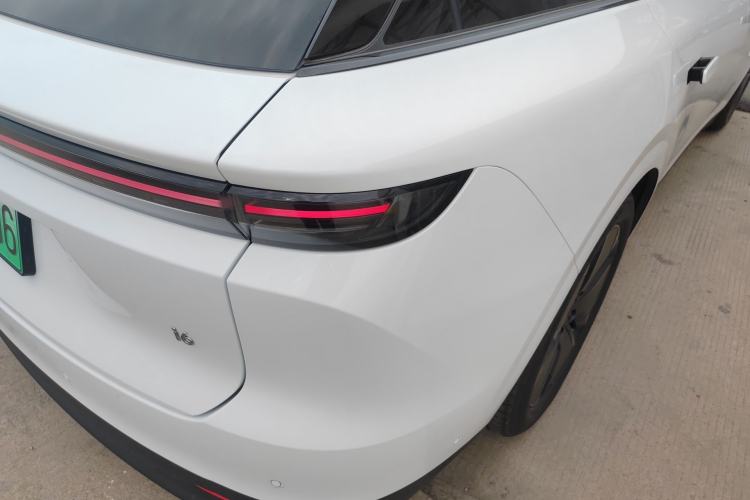 Used Li Auto i6 2025 Model Two-Wheel-Drive Standard Type