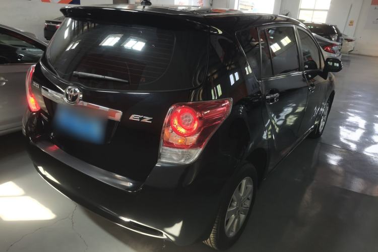 Used Toyota Verso 2014 Starlight 180E CVT Elite Edition Rear Right 45 Deg