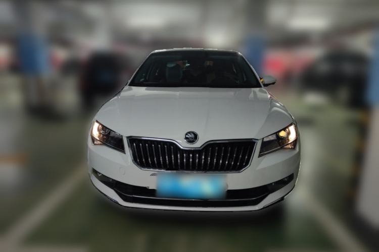 Used Skoda Superb 2016 Facelifted TSI380 DSG Flagship Edition
