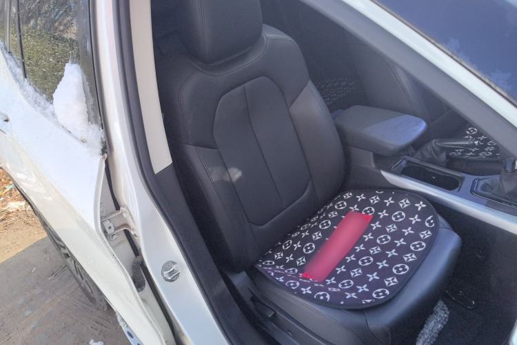 Used Soueast DX5 2021 1.5L Manual Deluxe Upgrade Version
