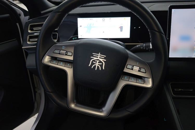 Used BYD Qin L 2025 DM-i Smart Drive 80KM Leading Model