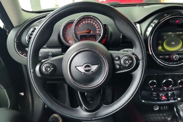 Used MINI Clubman 2016 Revised Version 1.5T COOPER Connoisseur Edition Steering Wheel