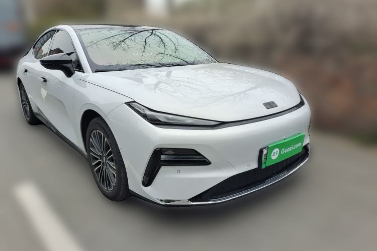 Used Geely Galaxy Galaxy 8 2025 130km EM-i Deluxe Edition