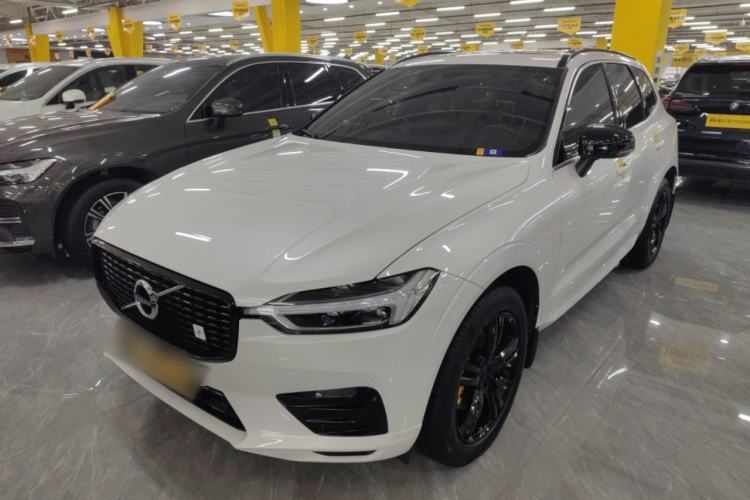 Used Volvo XC60 2019 T5 4x4 Smart & Dynamic Sport Edition China VI Standard