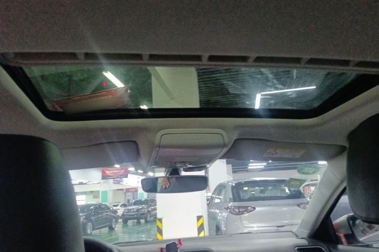 Used Volkswagen Sagitar 2018 1.6L Automatic Comfort Model Headliner