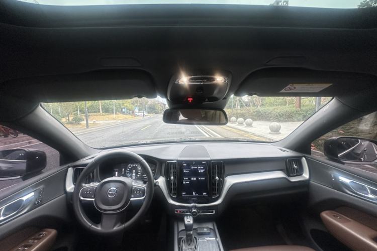 Used Volvo XC60 2021 T5 4x4 Smart Luxury Edition
