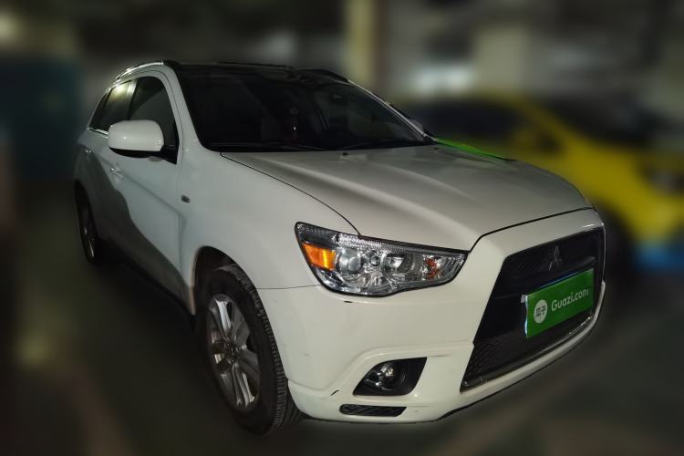 Used Mitsubishi ASX 2013 2.0L CVT Four-Wheel Drive Premium Edition
