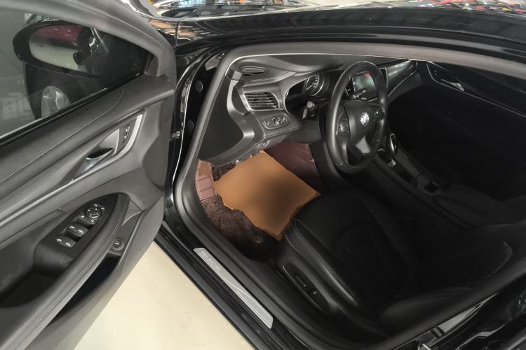 Used Buick LaCrosse 2021 552T Luxury Version Driver Seat