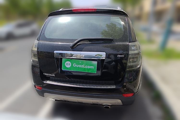 Used Chevrolet Captiva 2012 2.4L 4x4 Flagship Edition 7 Seats Rear