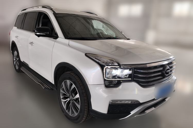 Used GAC Trumpchi GS8 2017 320T Two-Wheel Drive Luxury Smart Connectivity Version (7 Seats) Front Right 45 Deg