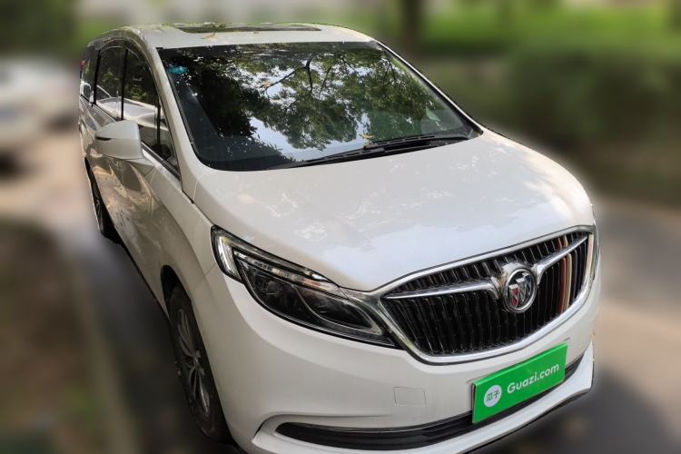 Used Buick GL8 2017 ES 28T Luxury Model China V Standard Front Right 45 Deg