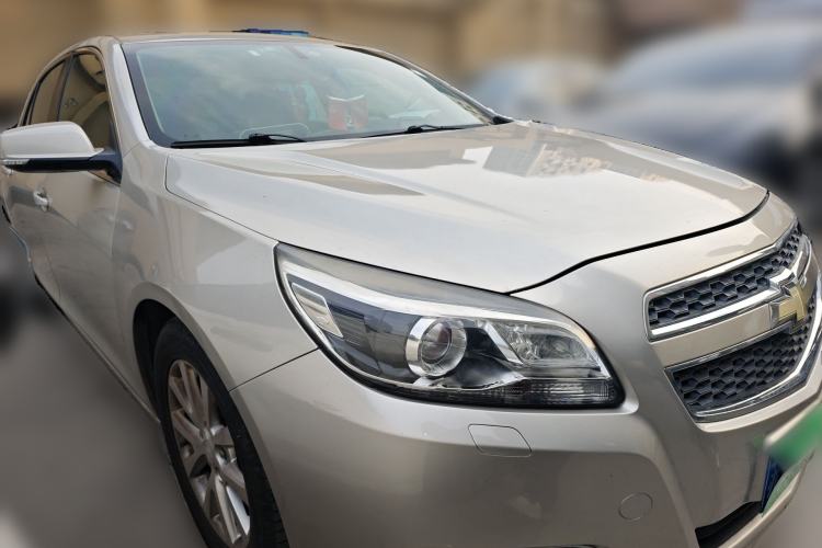 Used Chevrolet Malibu 2014 2.0L Automatic Luxury Edition Front Right 45 Deg