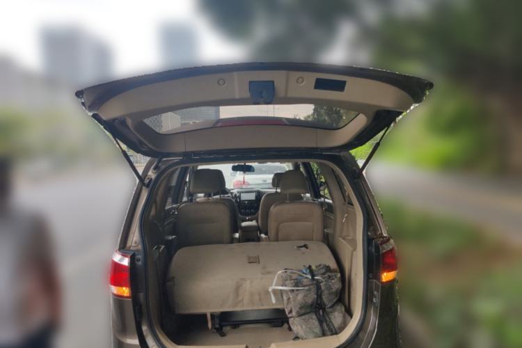 Used Baojun 730 2014 1.5L manual Comfort ESP version 7 seats Trunk