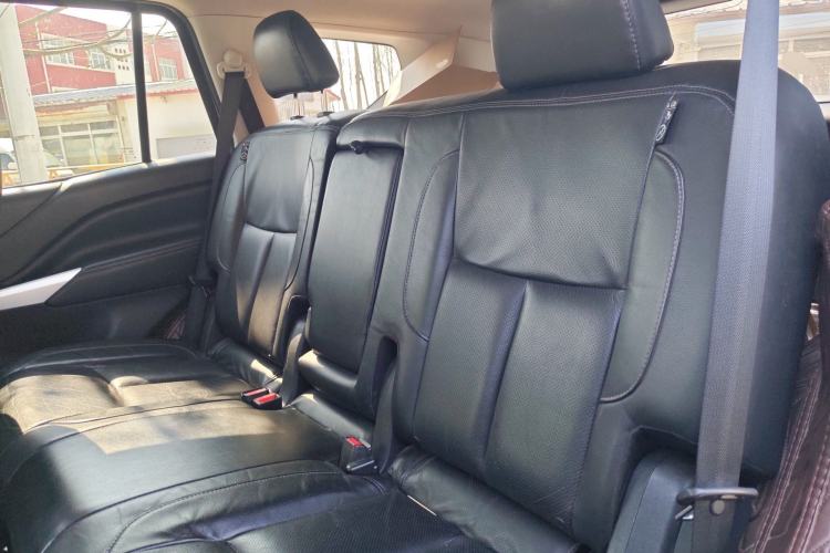 Used Nissan Terra 2018 2.5L Automatic 4x4 Flagship Edition