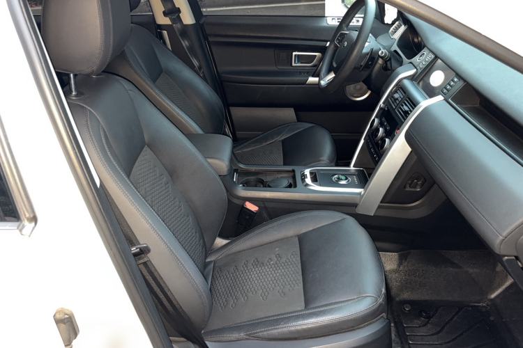 Used Land Rover Discovery Sport 2018 240 PS PURE Edition