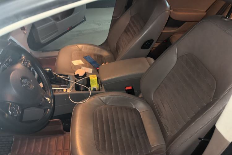 Used Volkswagen Magotan 2015 1.8TSI Luxury Model