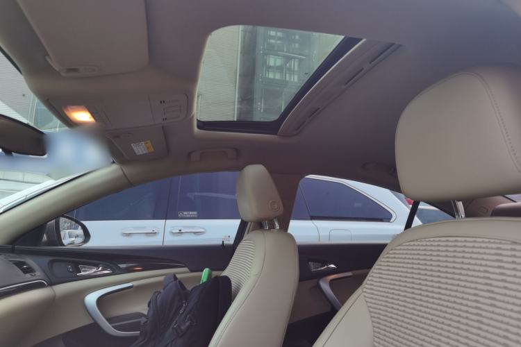 Used Buick Regal 2015 2.0L Leading Fashion Edition