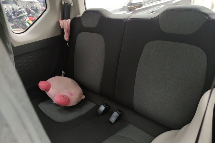 Used Wuling Hongguang MINIEV 2021 Macaron Premium Model – Lithium-NMC Left Rear Seat