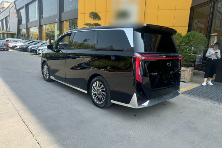 Used GAC Trumpchi M8 2025 Zongshi Series Super Hybrid Edition
