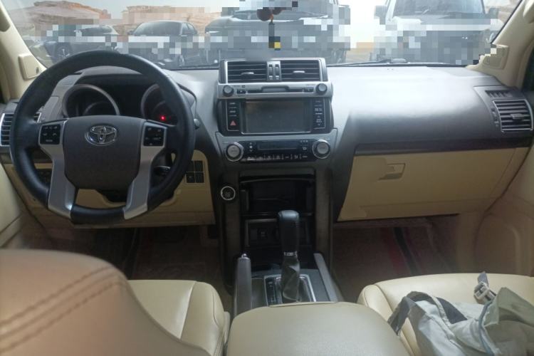 Used Toyota Prado 2016 3.5L Automatic TX-L NAVI Center Console