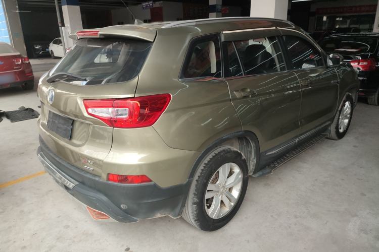 Used CHANGAN CS75 2014 2.0L Manual Luxury Version China V Standard
