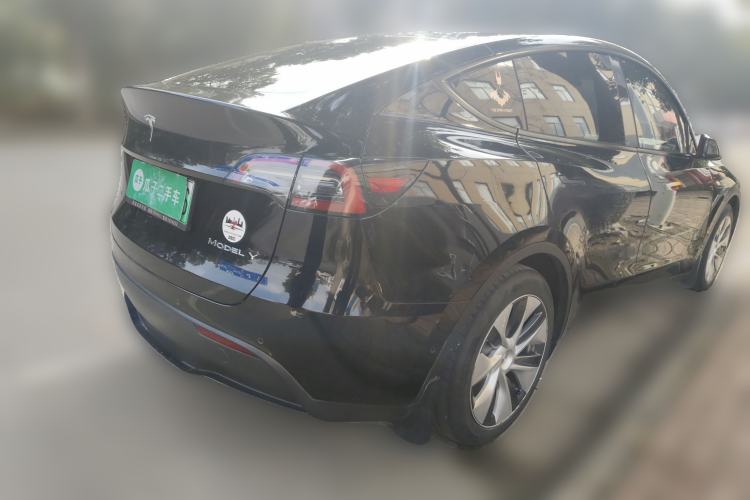 Used Tesla Model Y 2021 Standard Range Rear-Wheel Drive Version