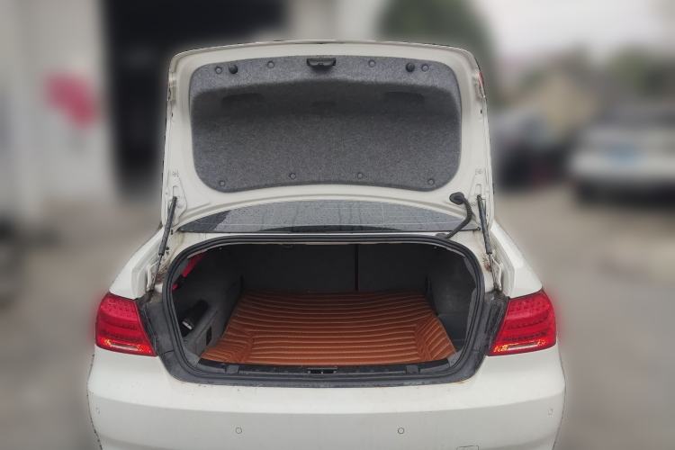 Used BMW 3 Series 2011 325i two-door coupe
