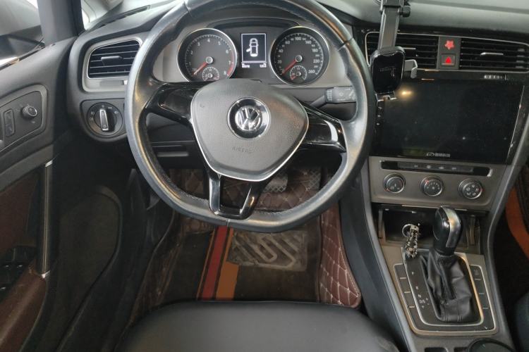 Used Volkswagen Golf 2014 1.6L Automatic Comfort Model