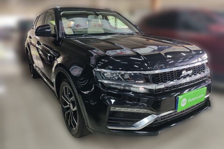 Used Zotye Domy X7 2017 Upgraded Edition 2.0T DCT Huangshan Model 7 Seats Front Right 45 Deg
