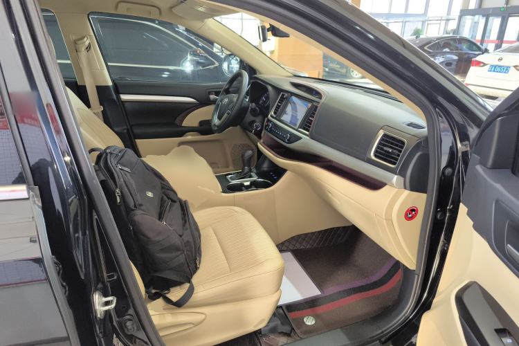 Used Toyota Highlander 2015 2.0T Four-Wheel Drive Elite Edition 7-Seater
