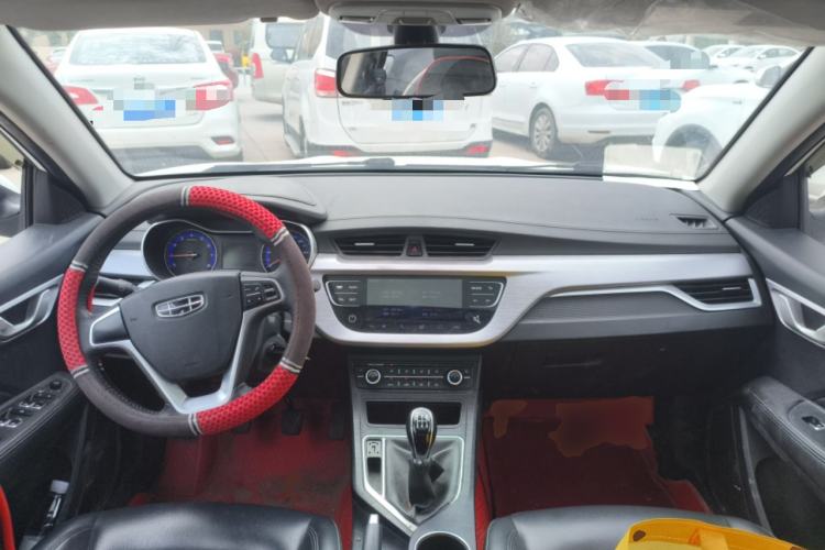 Used Geely Auto Vision 2019 Upgraded Model 1.5L Manual Luxury Version China VI Standard Center Console