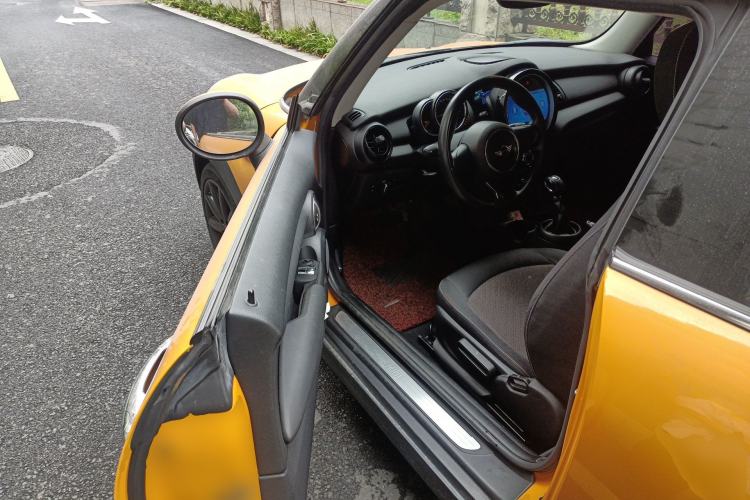 Used MINI 2014 1.2T ONE
