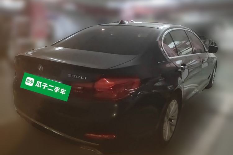 Used BMW 5 Series 2018 Revised Version 530Li Leading Edition Luxury Package Rear Right 45 Deg