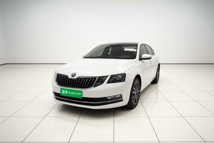Used Skoda Octavia 2019 TSI230 DSG Luxury Edition