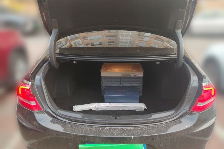 Used Buick LaCrosse 2018 28T Elite Edition Trunk