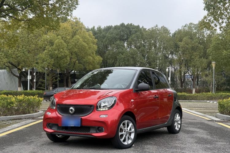 Used smart forfour 2016 1.0L 52 kW Dynamic Edition