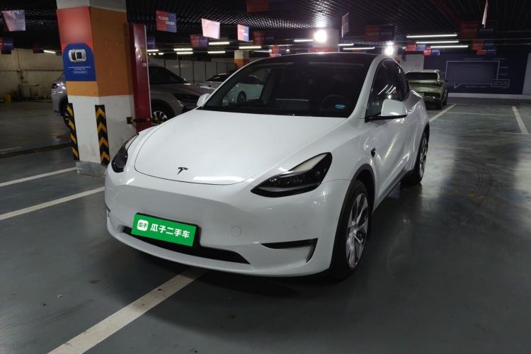 Used Tesla Model Y 2021 Long-Range All-Wheel-Drive Version