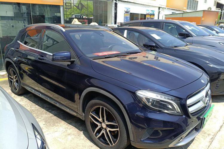 Used Mercedes-Benz GLA 2016 GLA 200 Fashion Model Exterior 1