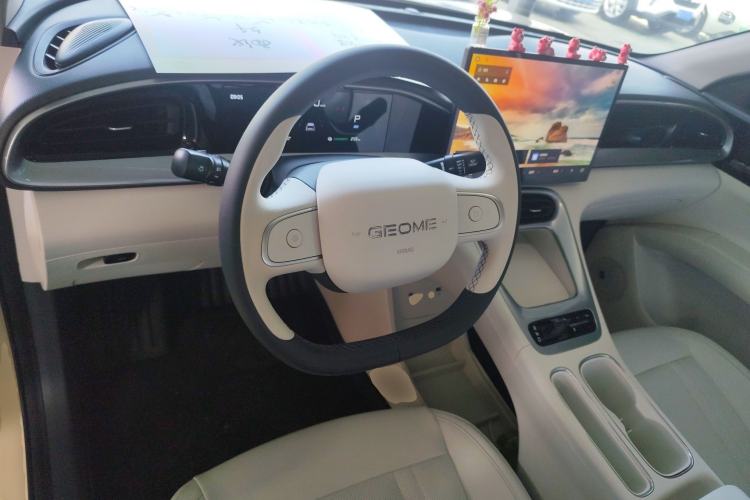 Used Geely Galaxy Geome 2025 310km Dream Edition Center Console
