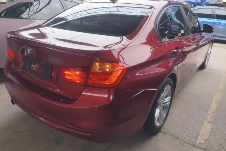 Used BMW 3 Series 2015 320i Luxury Line Stylish Edition