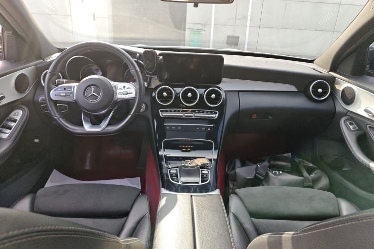 Used Mercedes-Benz C-Class 2019 C 260 Sport Edition Center Console