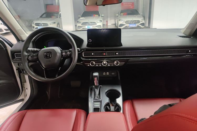 Used Honda Civic 2023 240TURBO CVT Dynamic · Center Stage Special Edition
