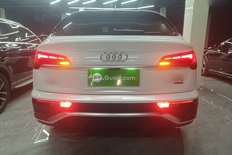 Used Audi Q5L Sportback 2021 40 TFSI Fashion Model
