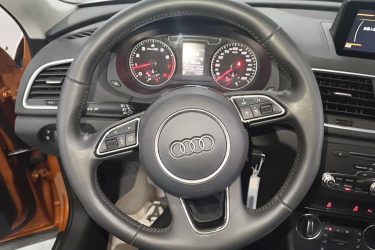 Used Audi Q3 2017 35 TFSI Fashion Model
