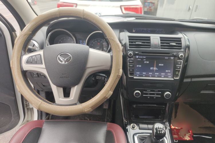 Used HYOSOW S3 2014 1.5L Luxury Version China IV Emission Standard
