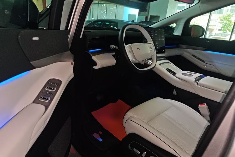 Used XPeng X9 2024 702 Ultra-Long Range Pro