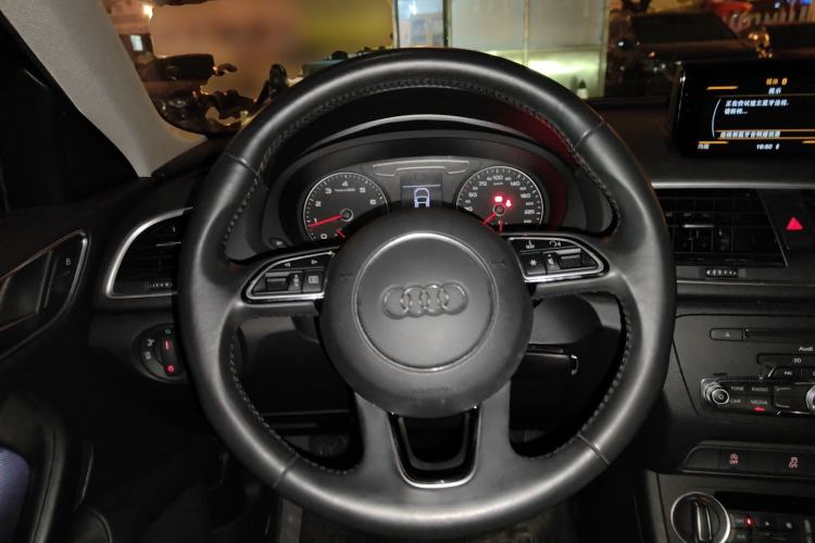 Used Audi Q3 2017 30 TFSI Fashion Model